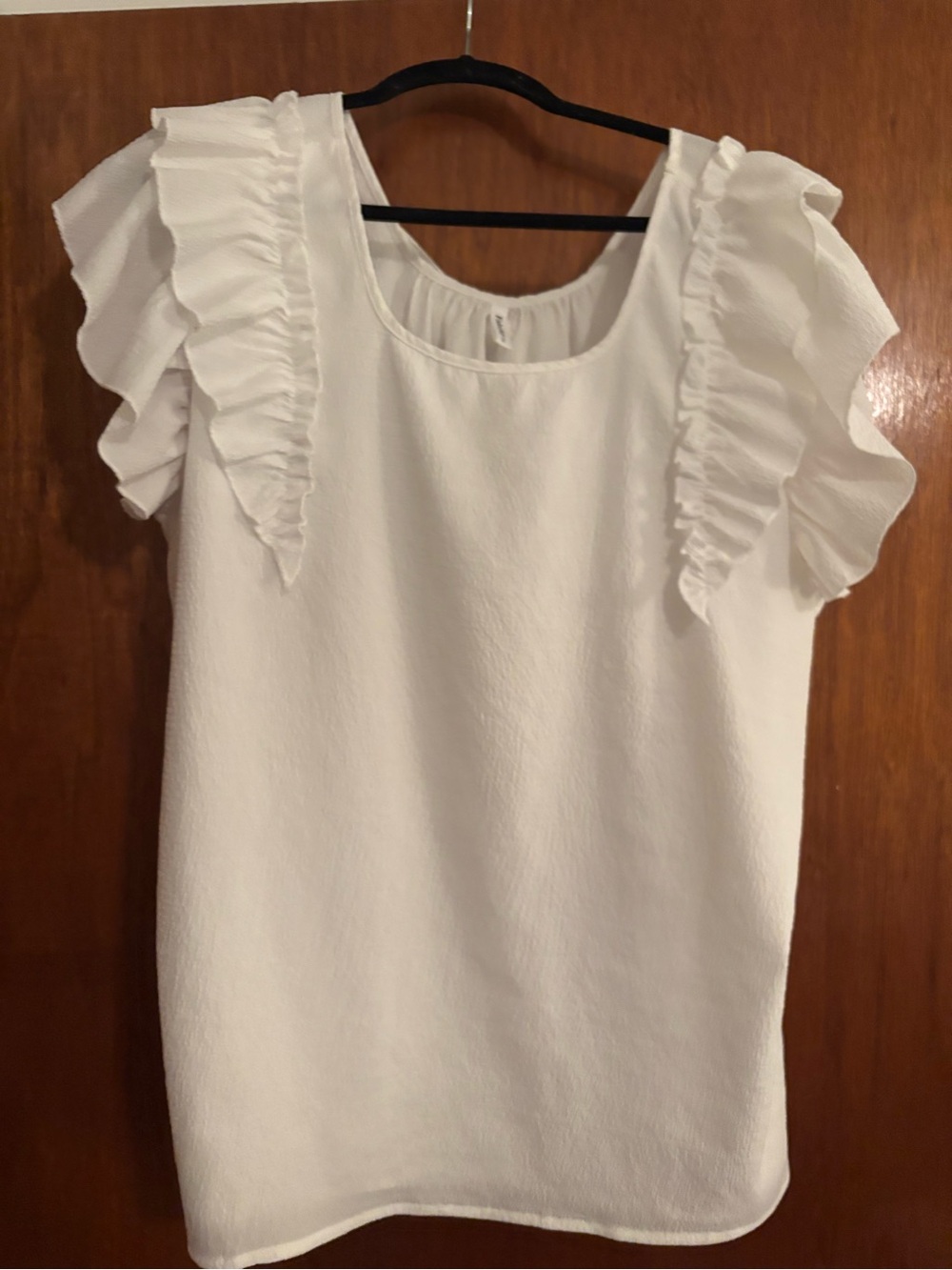 Women’s White Ruffle Sleeve Blouse